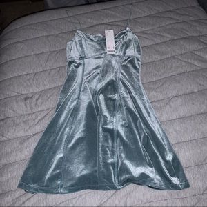 urban outfitters velvet dress